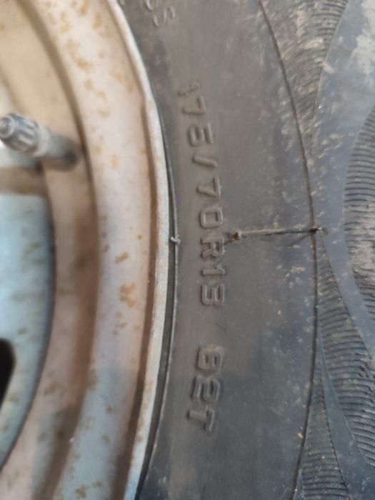 Пара колёс Москвич