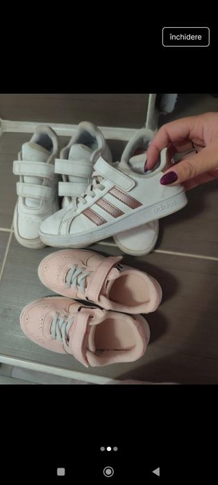 Adidași mărimea 28.