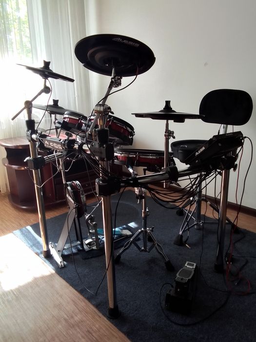Alesis Crimson ll SE