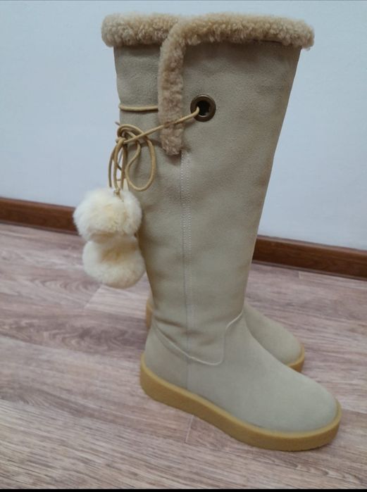 Продам  женские сапоги