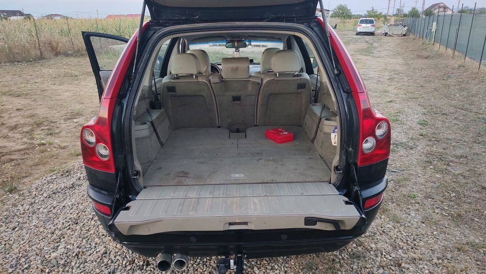 Vând Volvo XC90 2.4 163 cai