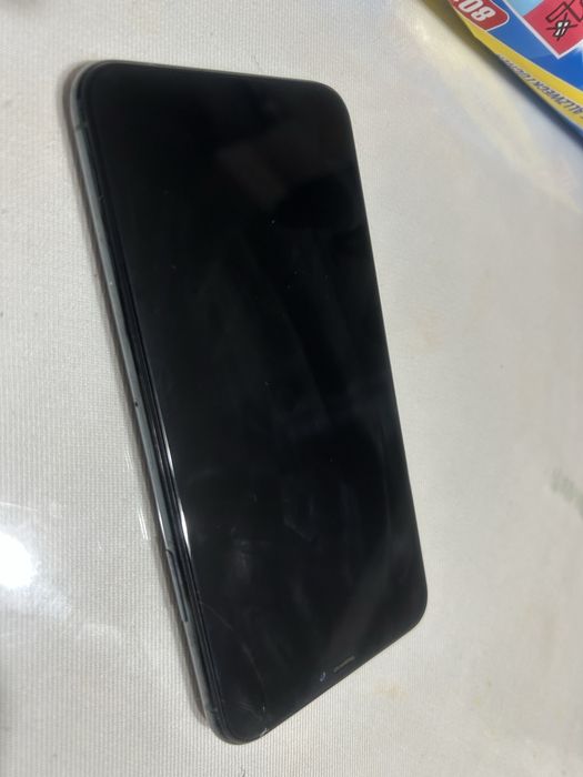 Продам iphone 11 pro max 256 gb