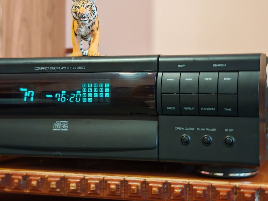Köhel TCD-3500. Cd player rar. Date tehnice mari. Preț fix !
