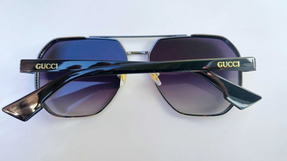 Ochelari de soare Gucci black.