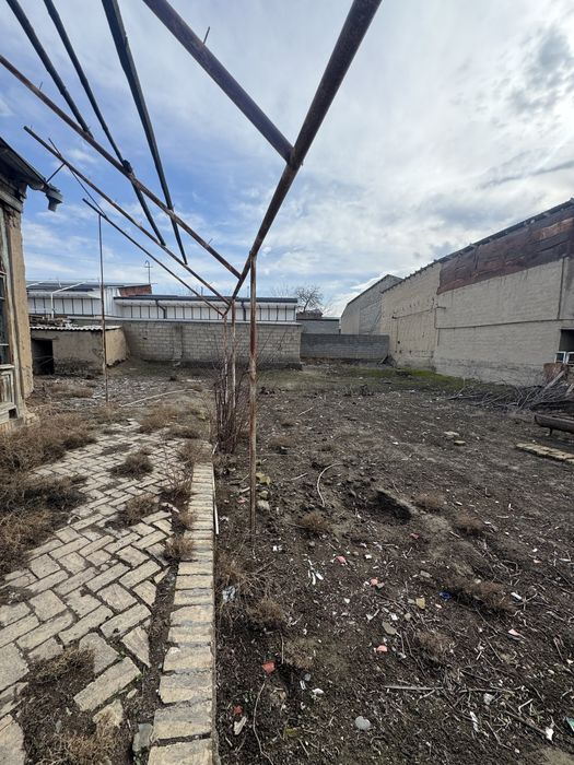 Земельный участок в городе. Мотрид Арава Сози