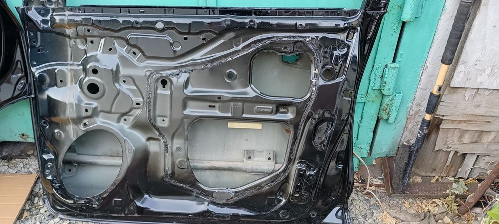 Запчасти на Тойота Прадо