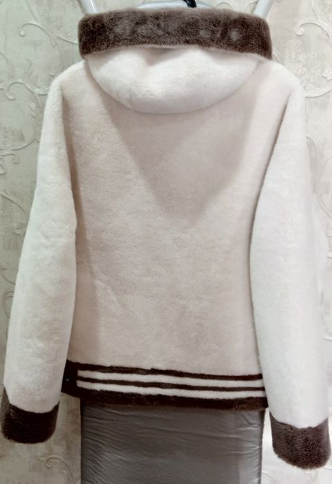 Продается дубленка натуралка зима