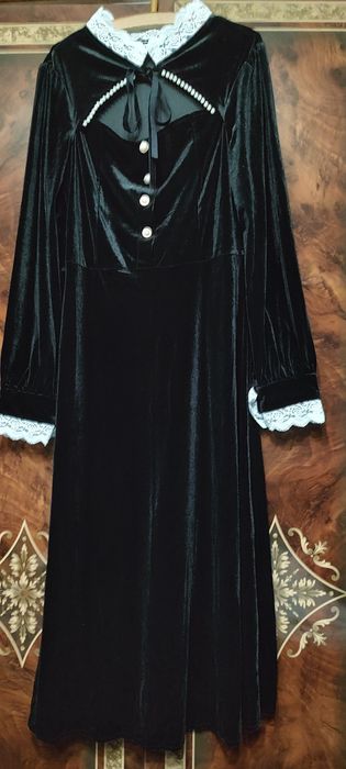 Rochie gotica eleganta