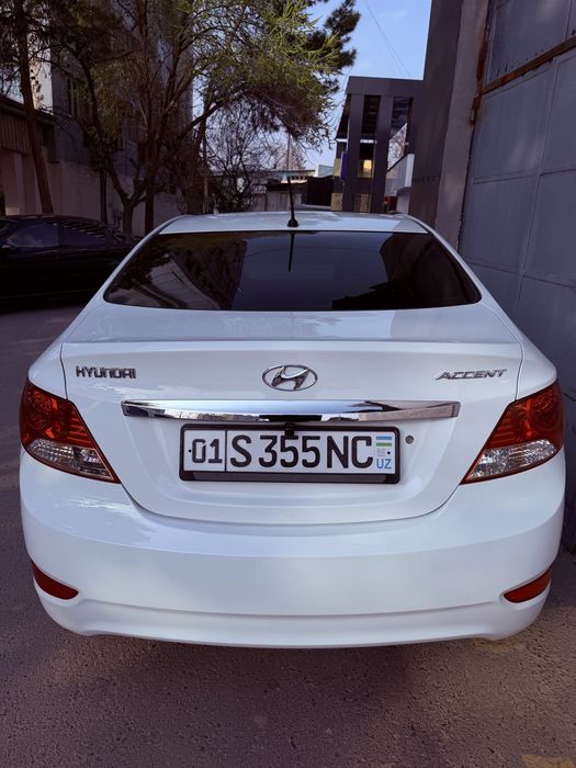 Hyundai Accsent 2011