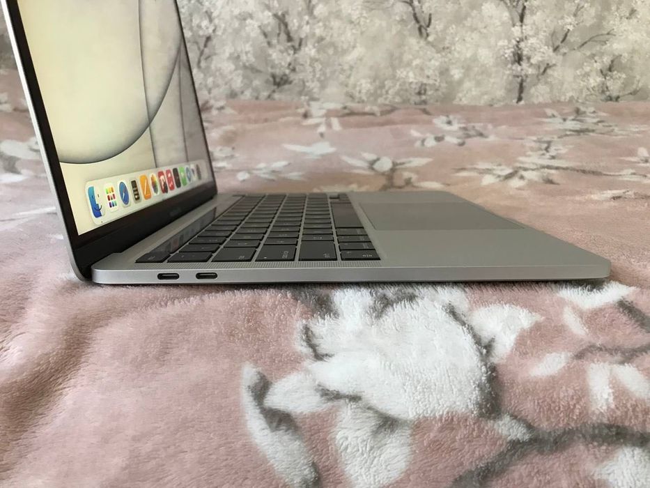  MacBook Pro M1 2020