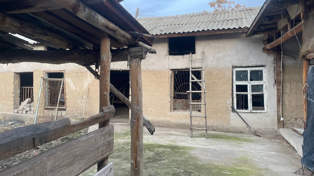 uy\hovli sotiladi, Tashmore