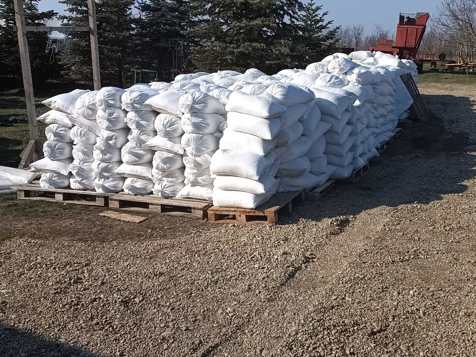 Piatra decorativa din marmura și praf de marmura