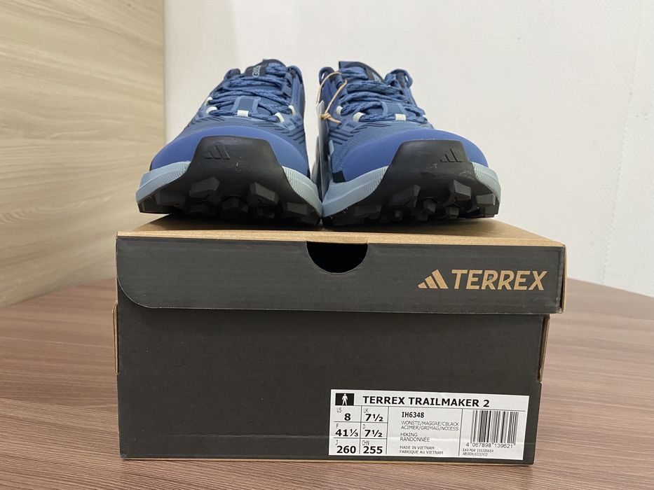 Кроссовки Adidas terrex