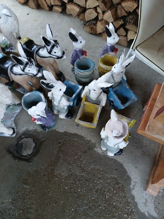 Статуи за градини