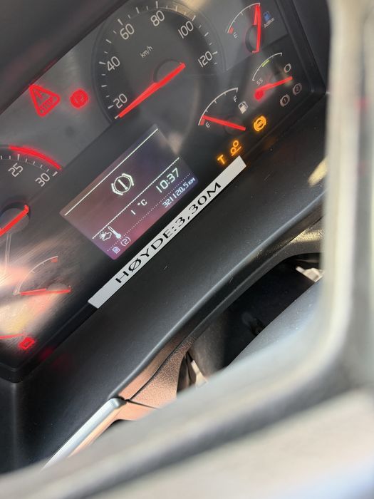 Vidanja auto Volvo FM330