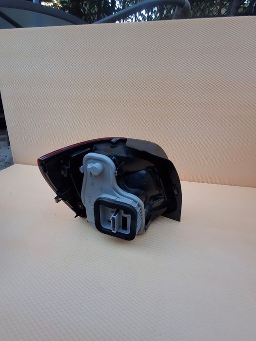 Stop dreapta vw polo 6r (dupa 2009)