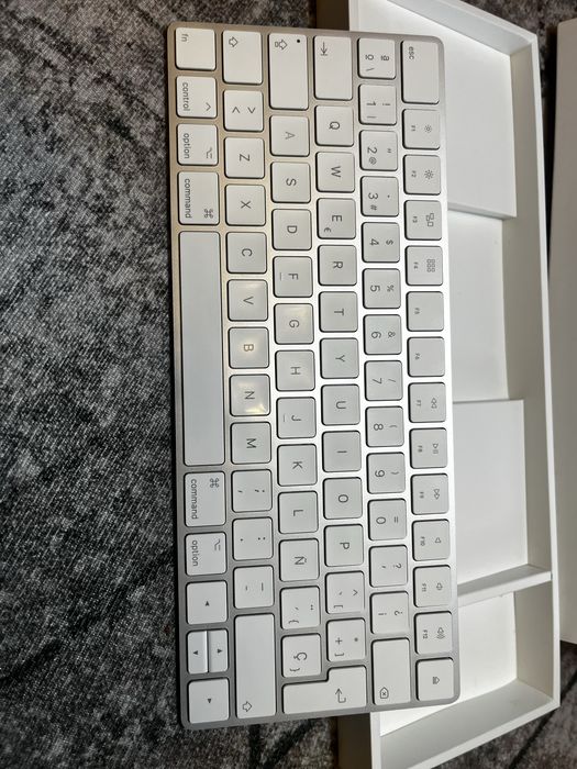 Apple Magic Keyboard