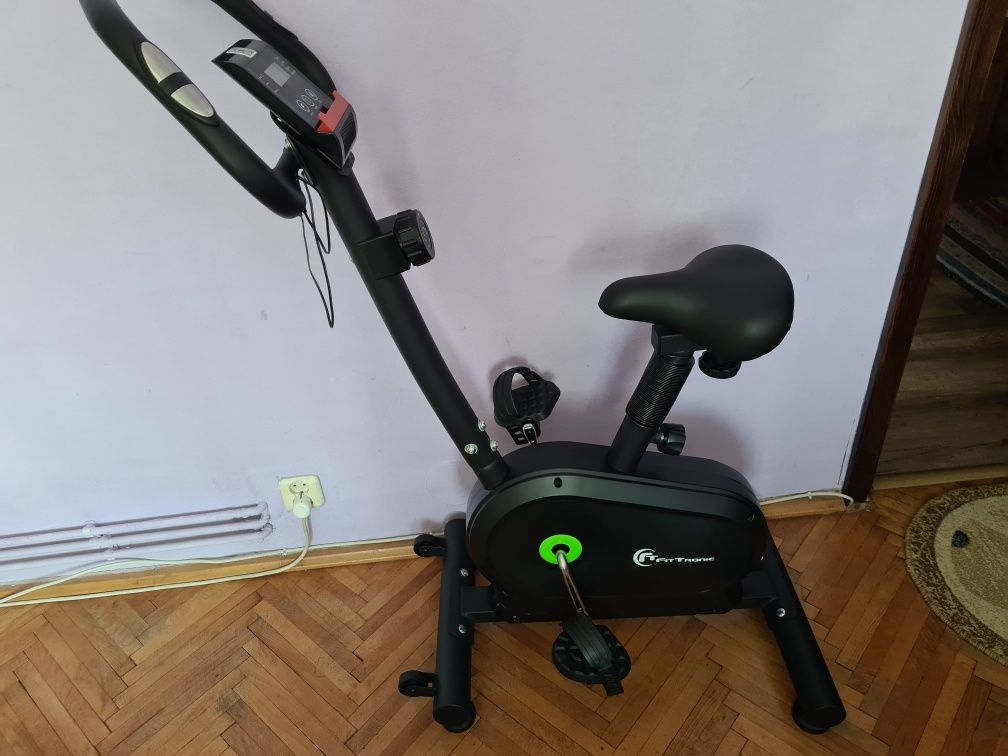 Reebok cyber rider online exercise bike