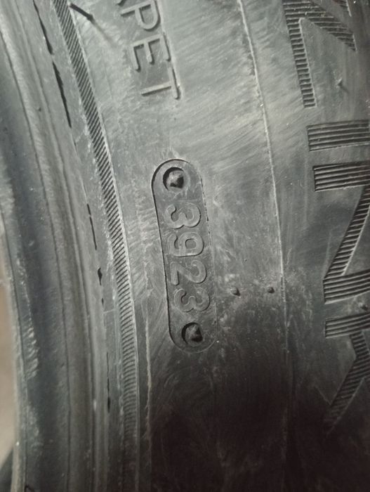 Продам резину б у