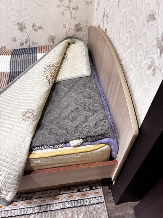 Продаю кровати