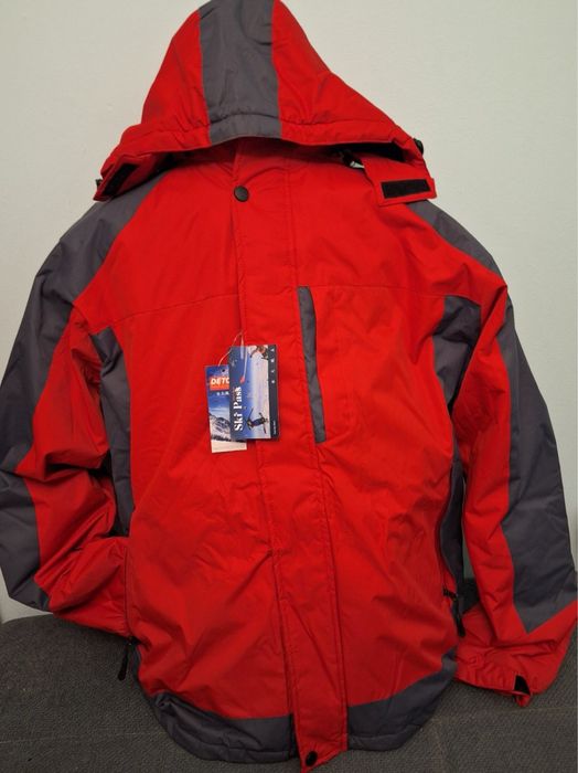 Яке което не пропуска вода.