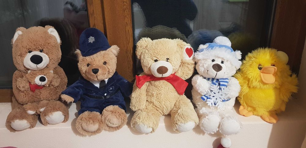 Плюшени играчки различни видове