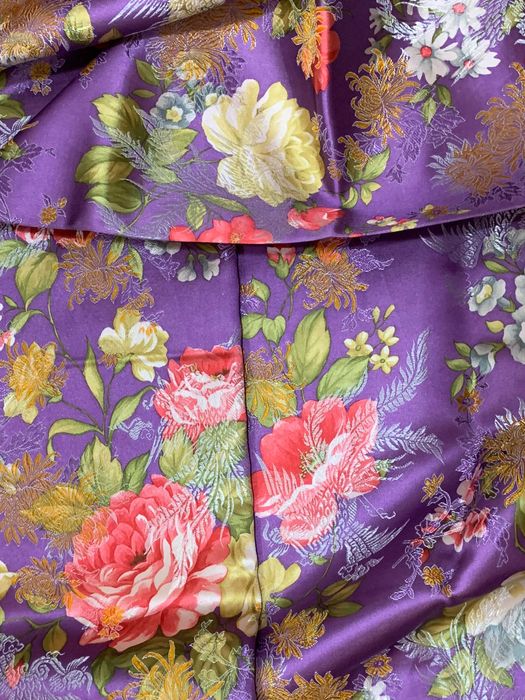 Уникален азиатски шал от 100% коприна