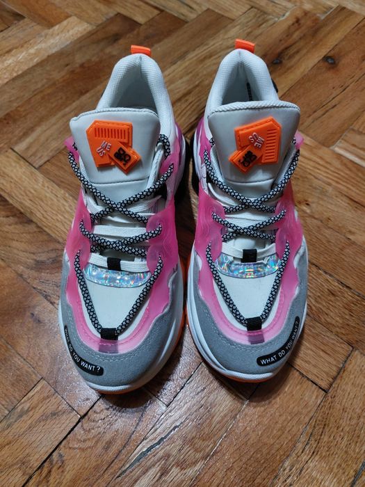 Дамски маратонки