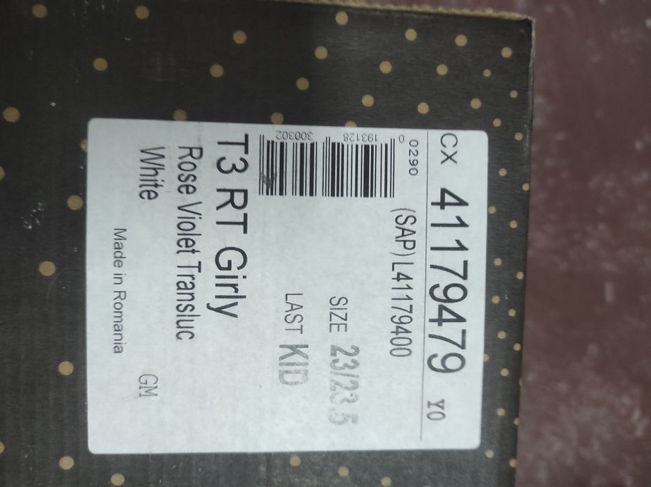 Лыжные ботинки 23 - 23.5 котались один сезон.