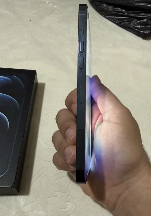 Продам iPhone 12 Pro Max 128 GB в отличном состоянии!!!