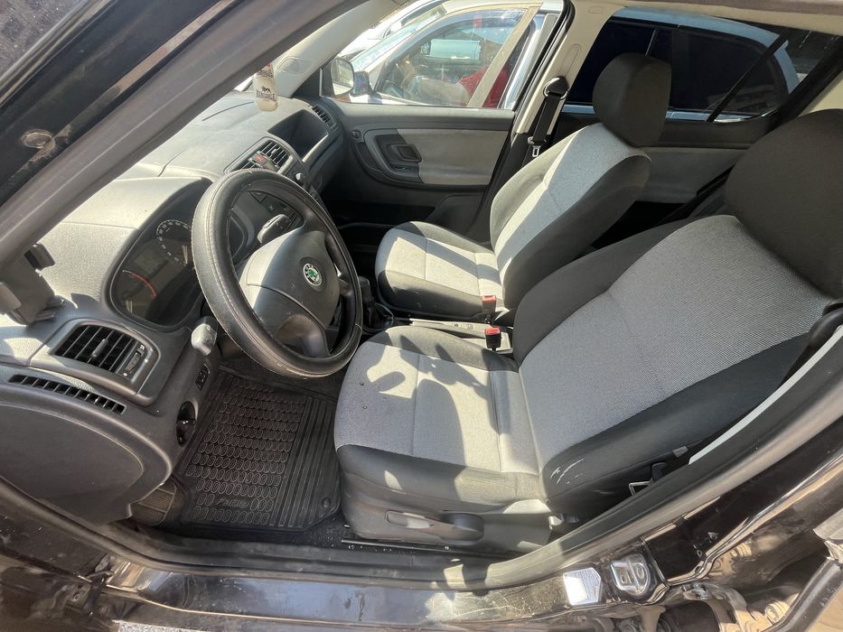 Skoda Fabiq 2 2008 1.2 72 коня на части или цяла