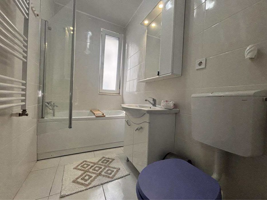 Garsoniera de inchiriat