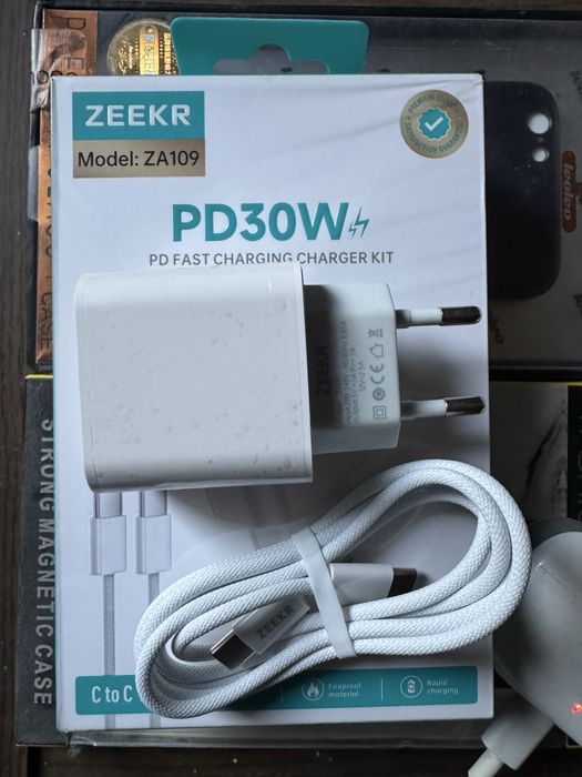 Запядное устройство Zeekr Андройд IPhone
