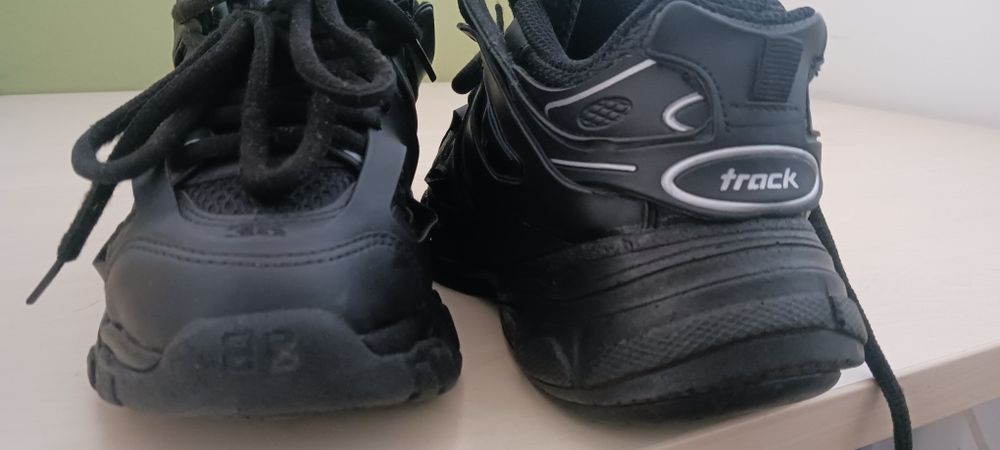 Маратонки Balenciaga  36 номер