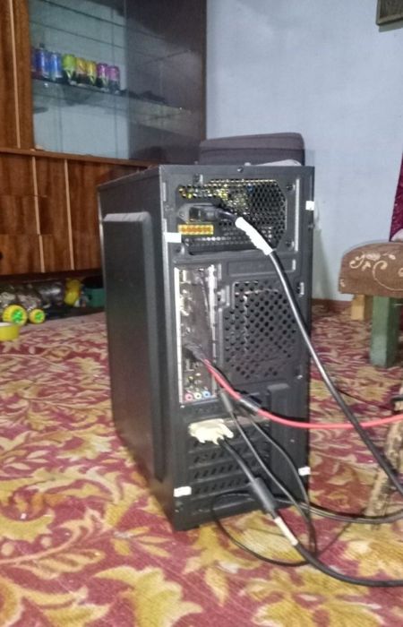 Продам компьютерный блок