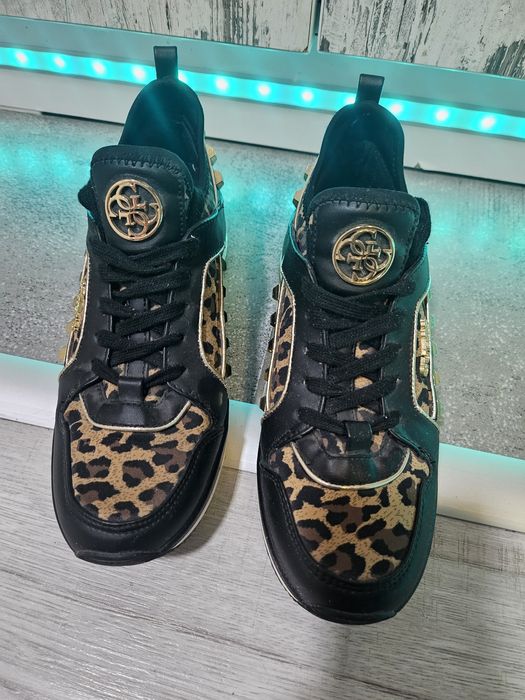 Guess оригинални обувки