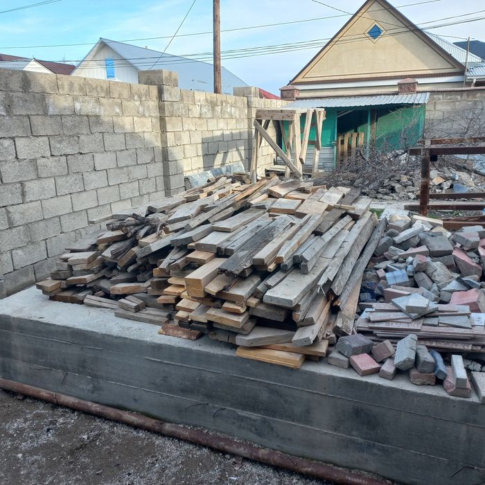 Продам доски, дрова после стройки.