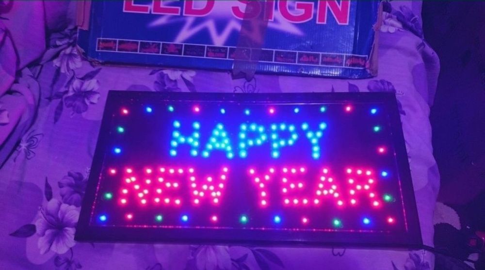 Panou cu leduri happy new