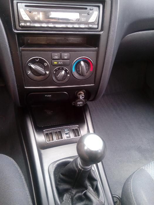 Hyundai Elantra 1.6 GL New Facelift