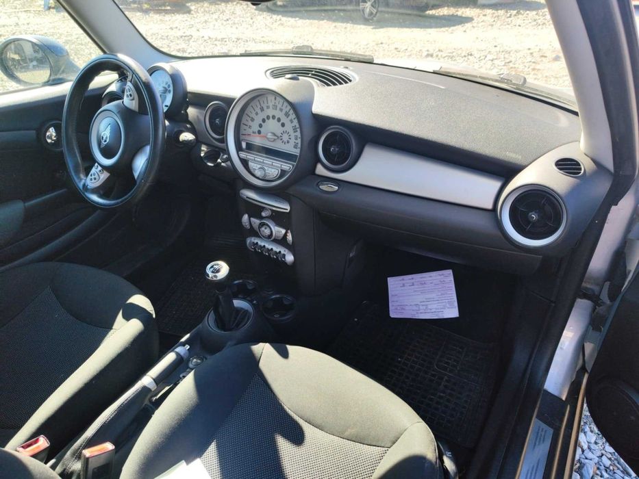 Mini Cooper R56 на части мини купър