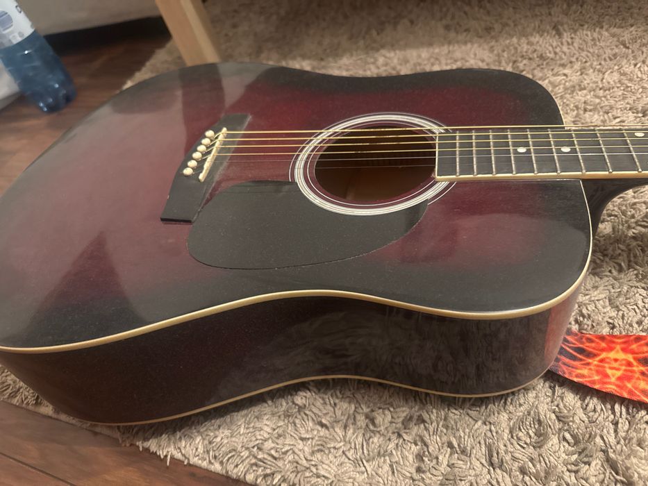 Vand chitara acustica