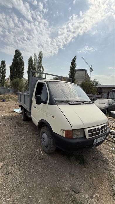 Продам газель бортовой