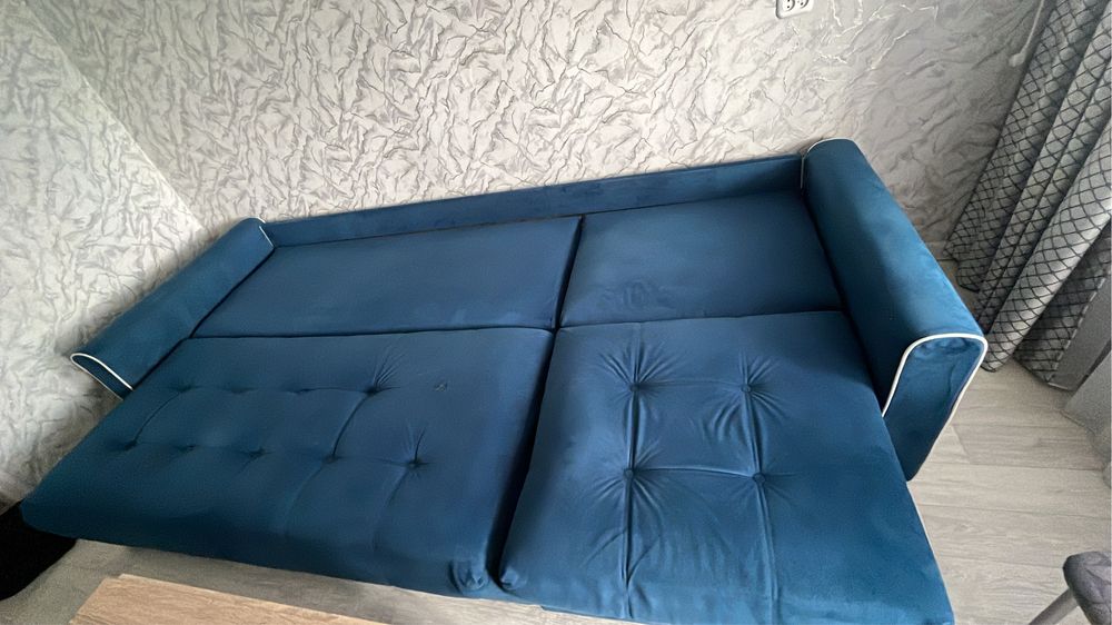Продам диван большой