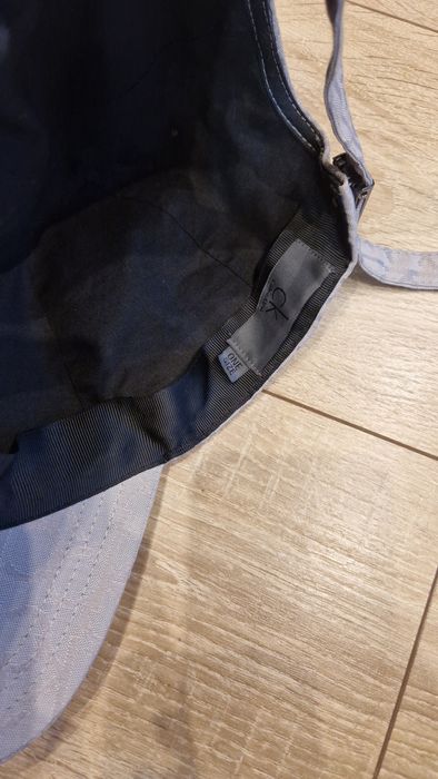 Унисекс шапка с козирка Calvin Klein