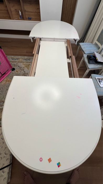 Продам стол обеденый раздвижной
