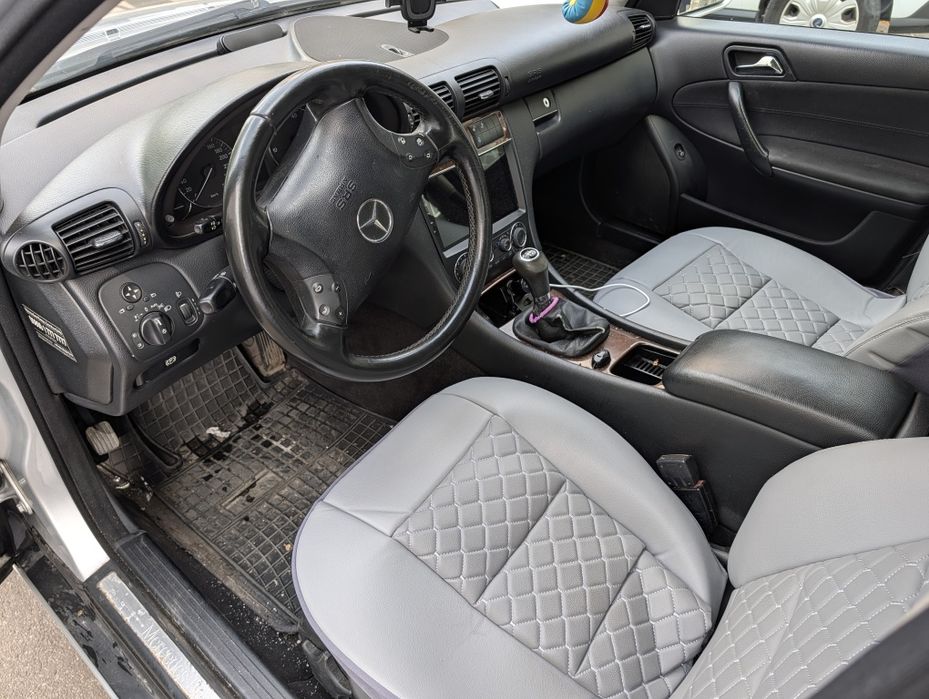 Mercedes-Benz C-Class

(W203) C 180 Kompressor