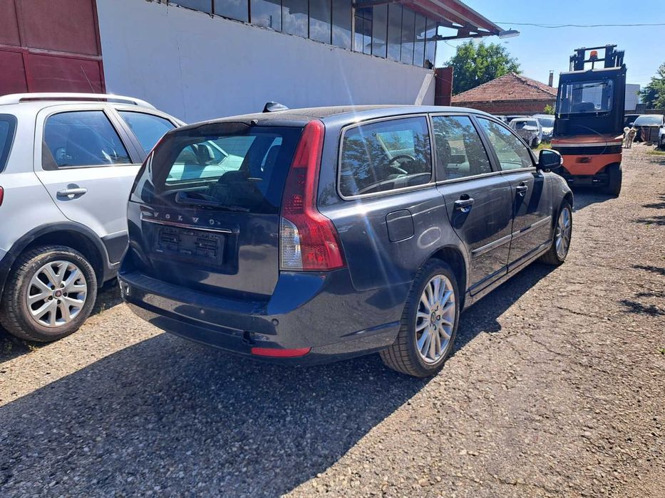 Волво v50 на части