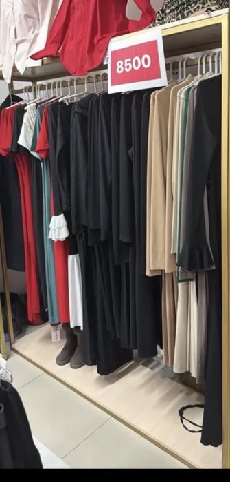 Продам стеллаж для вещей