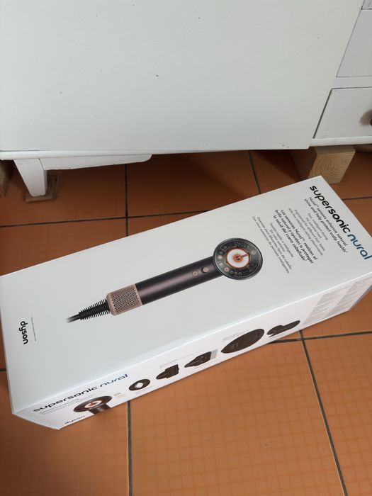 Dyson Supersonic Nural HD16 Gift Box Limited Edition