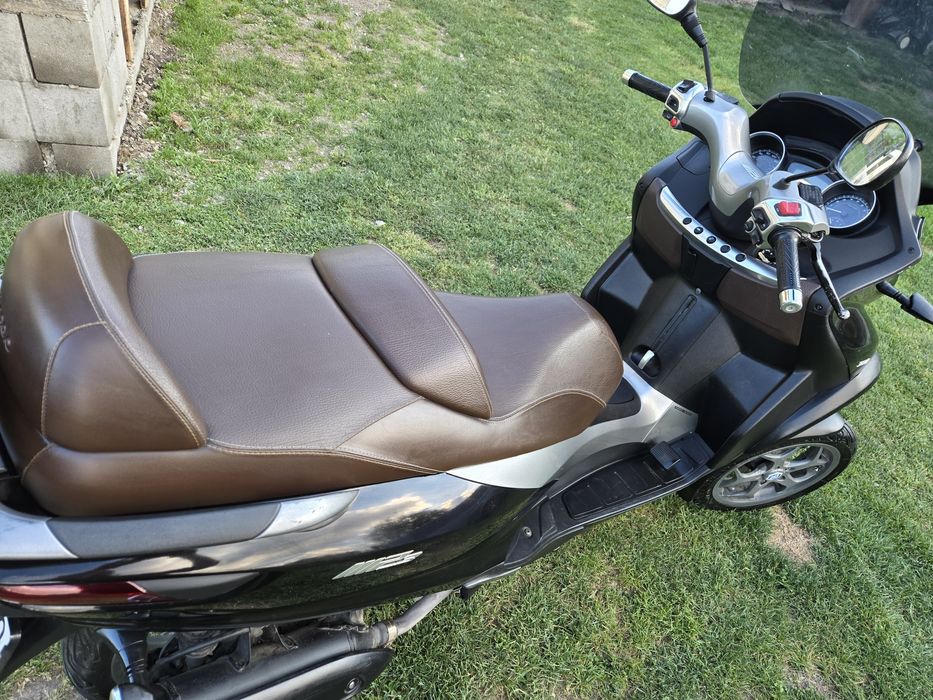 Scuter  piaggio mp3 2014